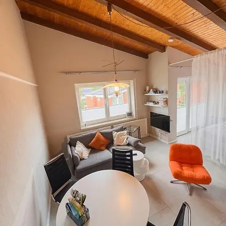 & Moin Apartment